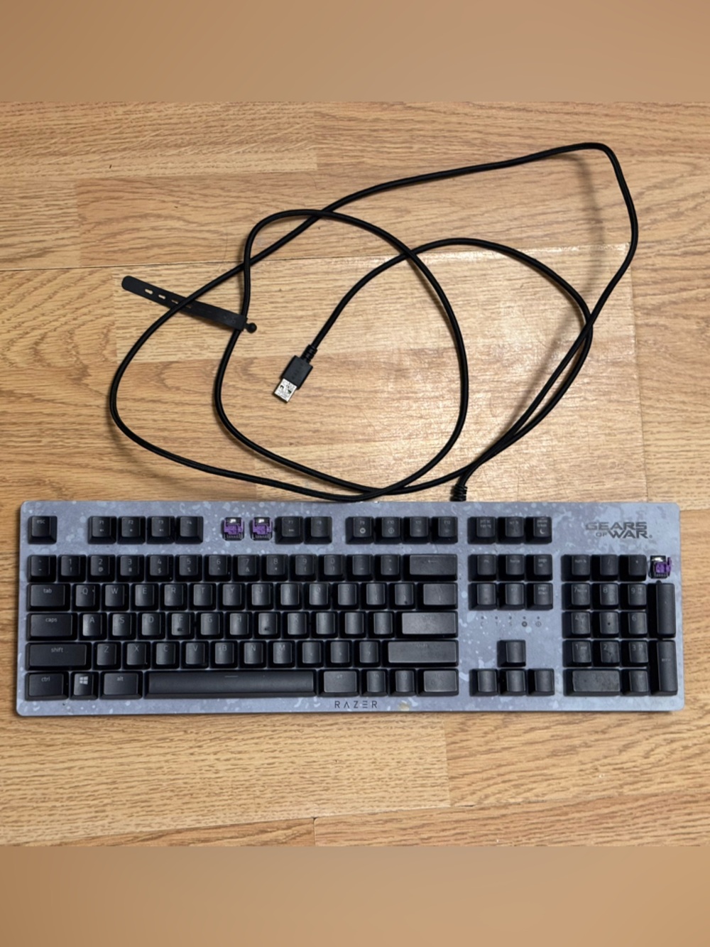 Gears of War Mechanical Keyboard in Gray and Black